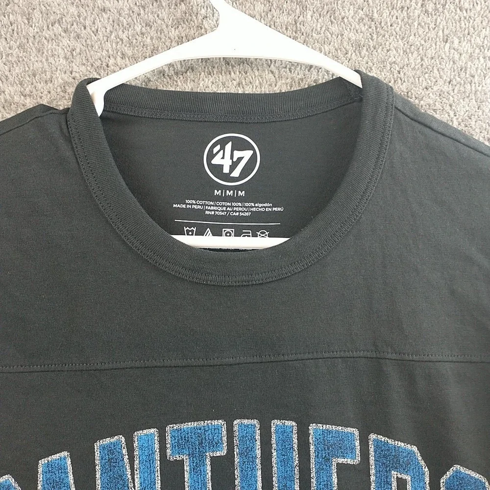 47 Brand Carolina Panthers NFL T-Shirt Mens Medium Black Striped Sleeve NWT
